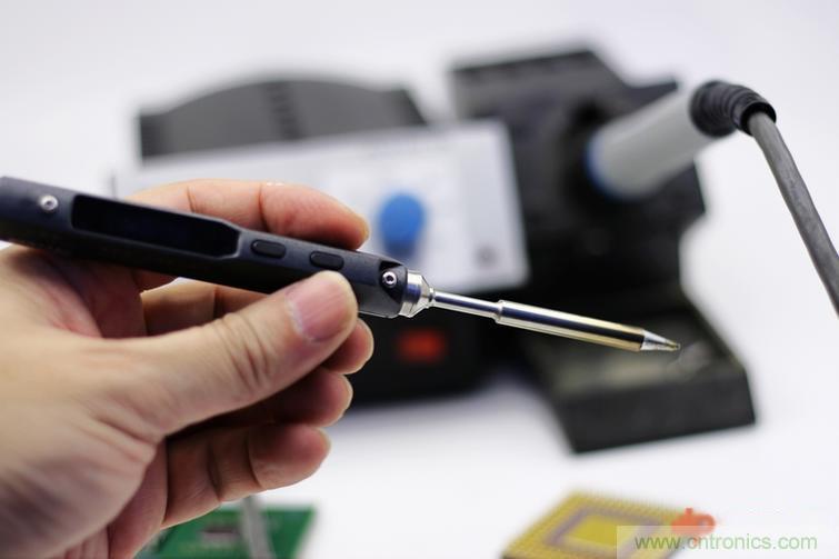 一款能喚起 70 后工程師朋友“童年趣事”的迷你電烙鐵！