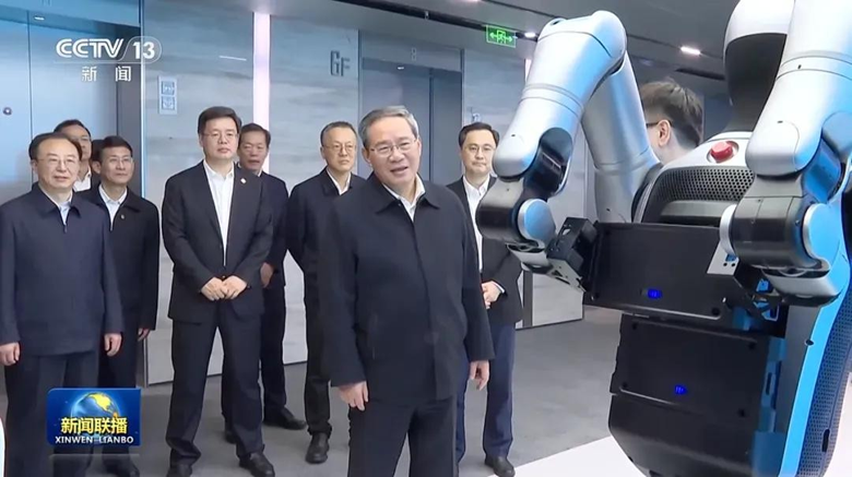 全球科技頂流！中國(guó)人形機(jī)器人軍團(tuán)海外CES圈粉后，4月CITE深圳續(xù)寫(xiě)精彩